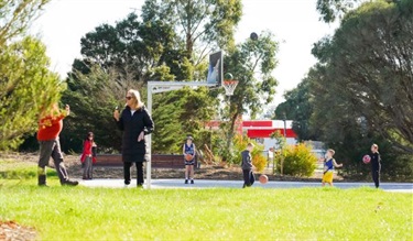 Basketball at Yarralumla Reserve