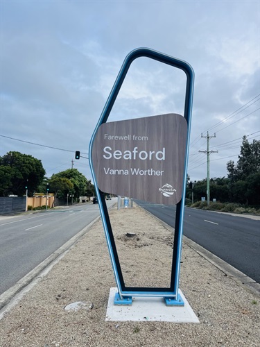 Farewell from Seaford sign