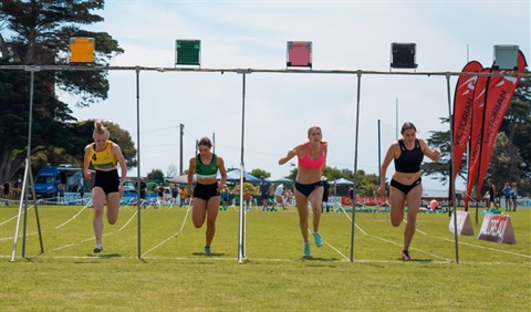 Runners in the Frankston Gift crossing the finish line