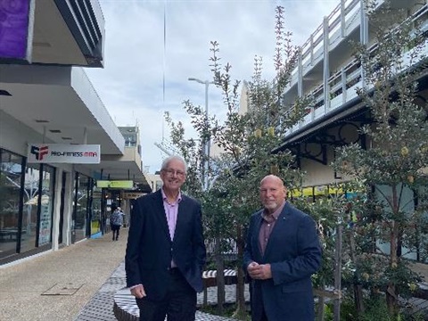 Frankston Business Collective Treasurer Mike Cusack (left) and CEO Jeff Rogut.