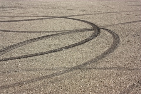 skid tyre marks