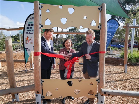 Witternberg Reserve with Mayor Conroy Minister Lily DAmbrosio and Paul Edbrooke